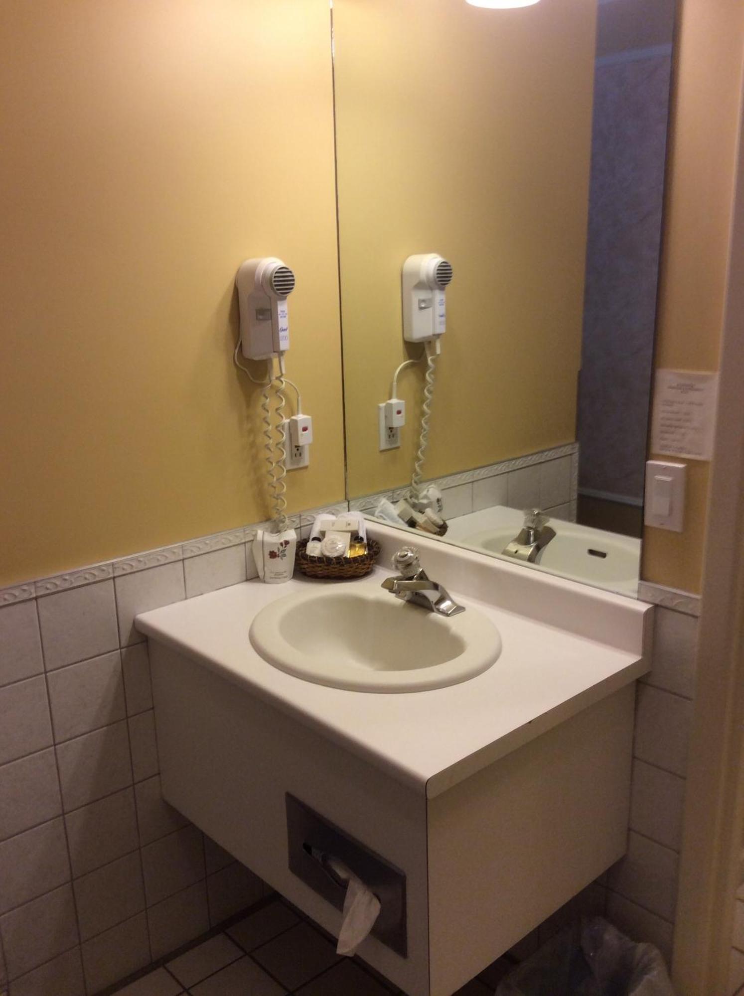 Hotel Travelodge By Wyndham Victoriaville Værelse billede